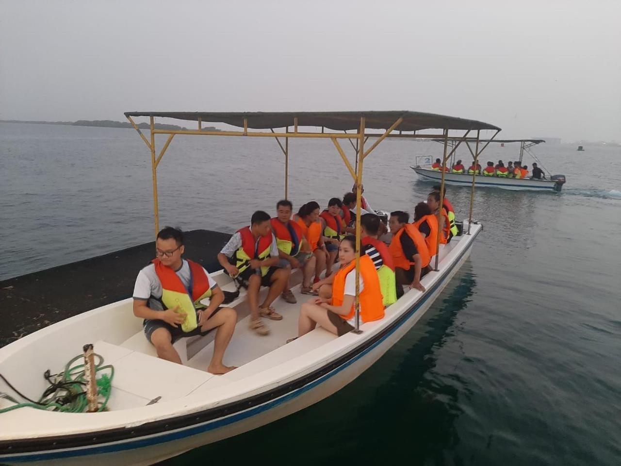 Flamingo Beach Hotel Umm al-Quwain Exterior foto