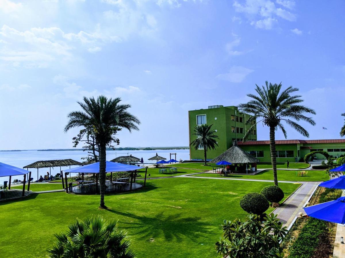Flamingo Beach Hotel Umm al-Quwain Exterior foto
